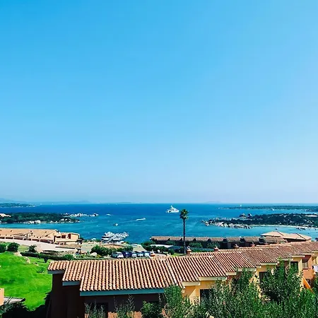 Apartment Casa Luna Costa Smeralda 50 M Zum *
