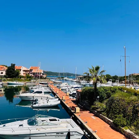 Casa Luna Costa Smeralda 50 M Zum * Marinella (Sardinia)